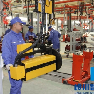 輪胎擰緊（jǐn）機（jī）