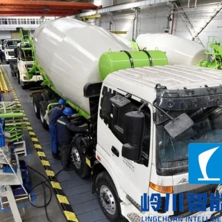 攪拌車（chē）總裝（zhuāng）流水線
