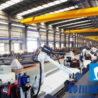 起（qǐ）重機自動化焊接線