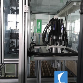 自動（dòng）擰緊機